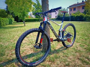 Used Scott Spark 930 2019 2019 Mountainbike, Light Gray, 29 — image 5 of 7
