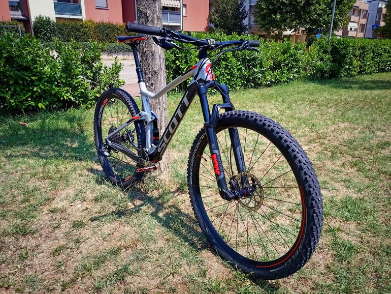 Used Scott Spark 930 2019 2019 Mountainbike, Light Gray, 29 — image 7 of 7