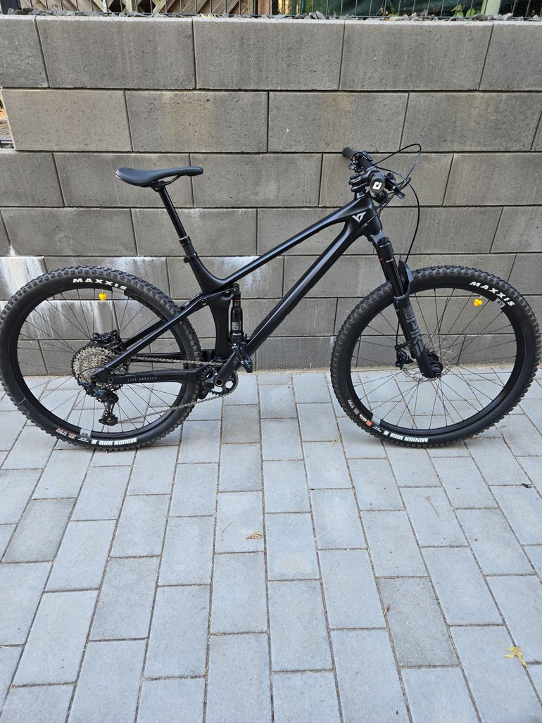 Brugt YT Industries Izzo 29 CORE 2 CF 2025 2025 Mountainbike — billede 5 af 5