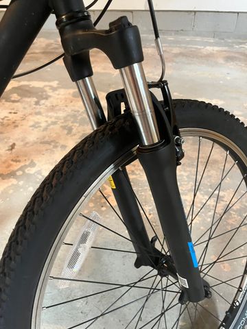 Used Trek 820 2022 2022 Mountainbike, Black, 26 — image 6 of 17
