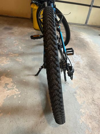 Used Trek 820 2022 2022 Mountainbike, Black, 26 — image 9 of 17
