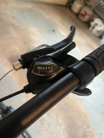 Used Trek 820 2022 2022 Mountainbike, Black, 26 — image 7 of 17