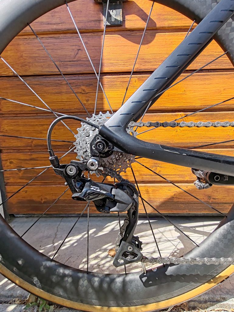 Used Canyon Speedmax CF 7.0 2020 2020 Road & Gravel, Black — image 4 of 8