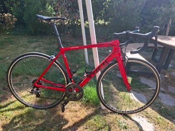 Trek Émonda SL 6 2018 2018 Road & Gravel usato