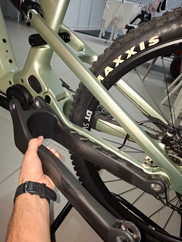 Used Canyon Strive:ON CFR 2025 2025 Mountainbike, Green — image 5 of 5