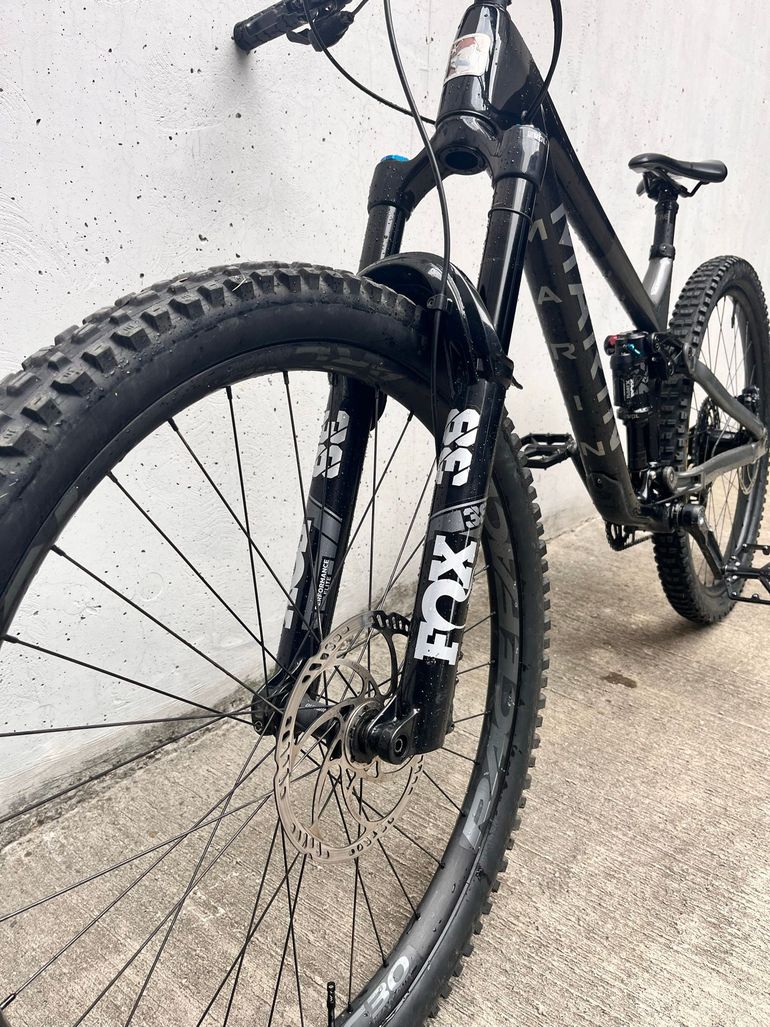 Brugt Marin Alpine Trail Carbon 2 2022 2022 Mountainbike — billede 2 af 6