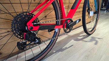 Used BMC URS TWO 2024 2024 Road & Gravel, Red — image 2 of 3