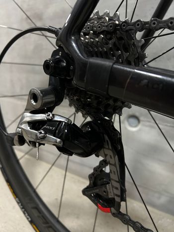Used Specialized Roubaix SRAM Red 2017 Road & Gravel, Black — image 3 of 5