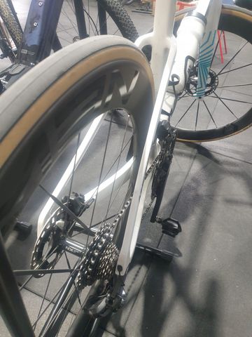 Used Merida REACTO TEAM 2026 2026 Road & Gravel, White — image 13 of 18