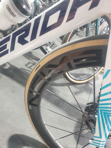 Used Merida REACTO TEAM 2026 2026 Road & Gravel, White — image 2 of 18