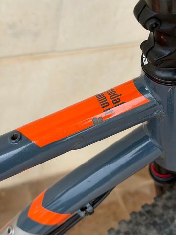 Used Niner Sir 2021 Mountainbike, Light Gray — image 8 of 10