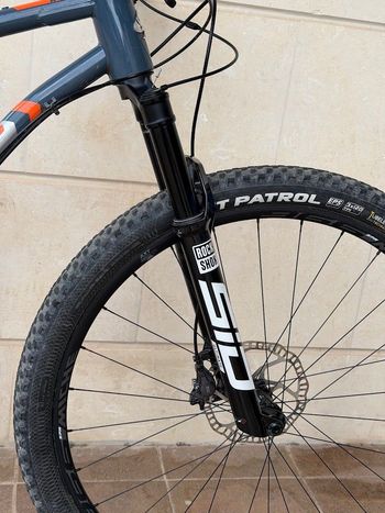 Used Niner Sir 2021 Mountainbike, Light Gray — image 5 of 10