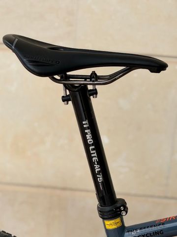 Used Niner Sir 2021 Mountainbike, Light Gray — image 10 of 10