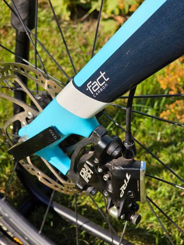 Used Specialized CruX E5 2016 2016 Road & Gravel, Blue — image 5 of 7