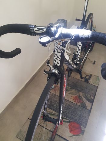 Giant TCR Advanced 1 2011 2011 Road & Gravel usato, Bianco — immagine 2 di 4