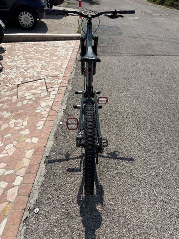 Käytetty Commencal META SX 2023 2023 Mountainbike — kuva 4 / 7