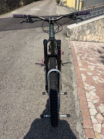Käytetty Commencal META SX 2023 2023 Mountainbike — kuva 2 / 7