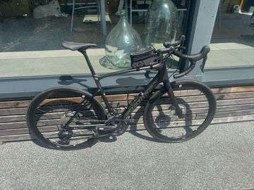 Tweedehands Giant Defy, Advanced Pro 2 2021 2021 Road & Gravel — afbeelding 13 van 13