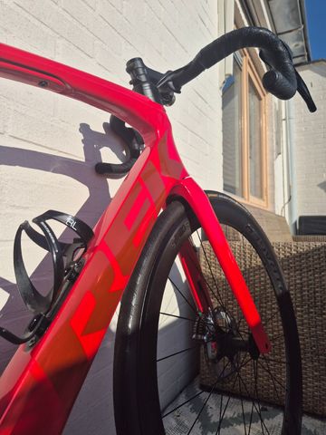 Tweedehands Trek Madone SL 6 2022 2022 Road & Gravel — afbeelding 5 van 11