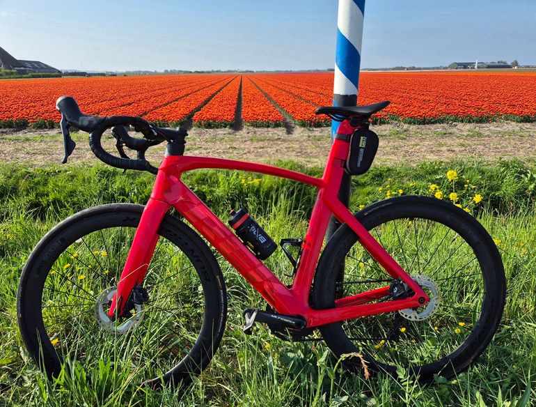 Brugt Trek Madone SL 6 2022 2022 Road & Gravel — billede 2 af 11