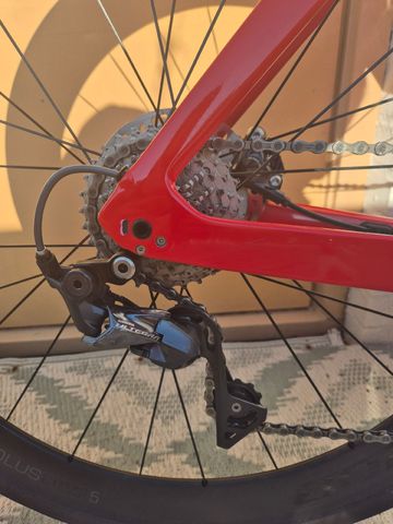Tweedehands Trek Madone SL 6 2022 2022 Road & Gravel — afbeelding 3 van 11