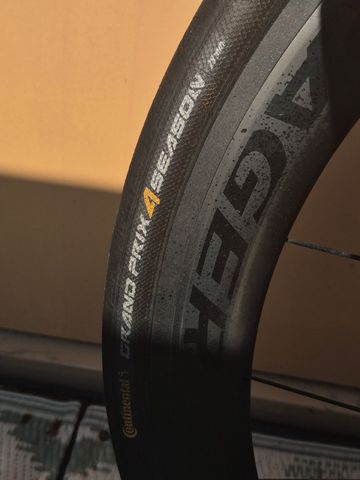 Tweedehands Trek Madone SL 6 2022 2022 Road & Gravel — afbeelding 7 van 11