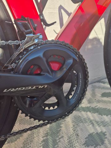 Tweedehands Trek Madone SL 6 2022 2022 Road & Gravel — afbeelding 4 van 11