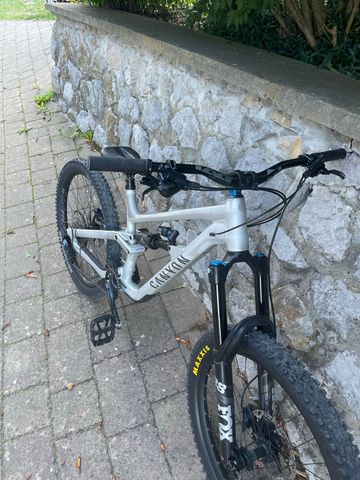 Canyon Torque 27.5 AL 6 2022 2022 Mountainbike usato, Bianco — immagine 7 di 8