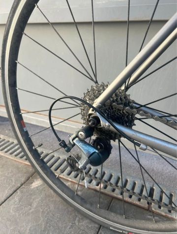 Trek Domane Shimano Tiagra 2017 Road & Gravel usato, Grigio chiaro — immagine 3 di 4