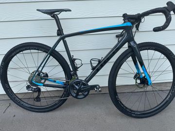 Used Trek Boone 5 Disc 2017 2017 Road & Gravel, Blue — image 2 of 11
