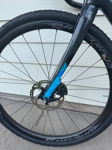 Used Trek Boone 5 Disc 2017 2017 Road & Gravel, Blue — image 11 of 11
