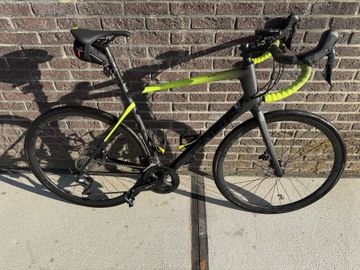 CUBE ATTAIN GTC RACE 2021 2021 Road & Gravel usato