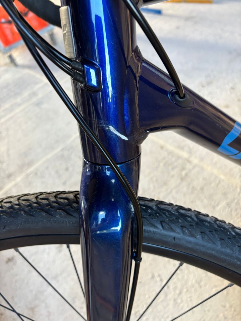 Used Liv Devote 2 Eclipse Medium 2021 Road & Gravel, Blue — image 15 of 16