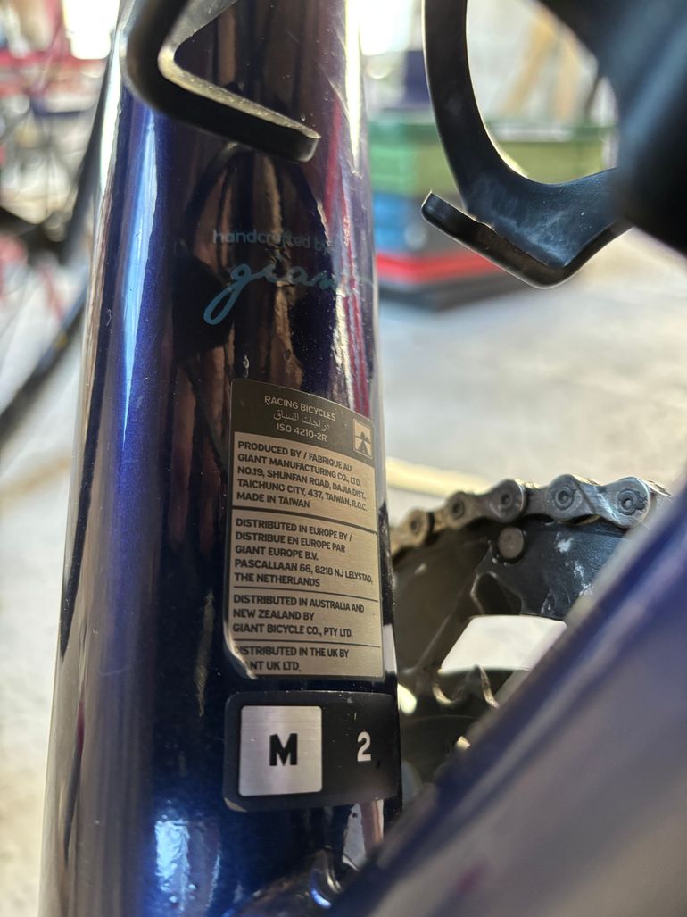 Used Liv Devote 2 Eclipse Medium 2021 Road & Gravel, Blue — image 12 of 16