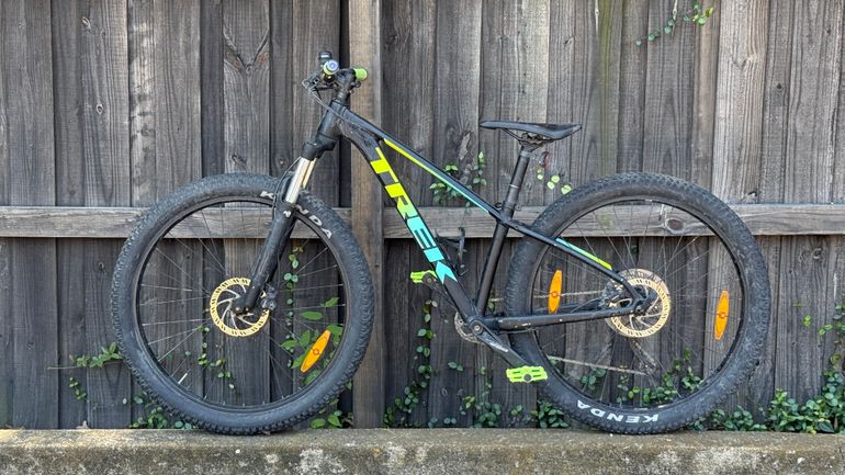 Used Trek Roscoe 6 2019 2019 Mountainbike, Black, 27.5 — image 3 of 10