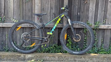Used Trek Roscoe 6 2019 2019 Mountainbike, Black, 27.5 — image 1 of 10