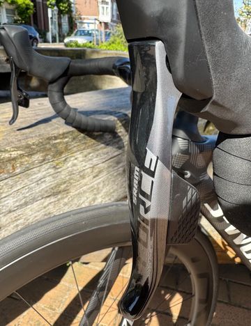 Used Specialized Roubaix SRAM Force eTap AXS 2019 Road & Gravel, Black — image 15 of 39