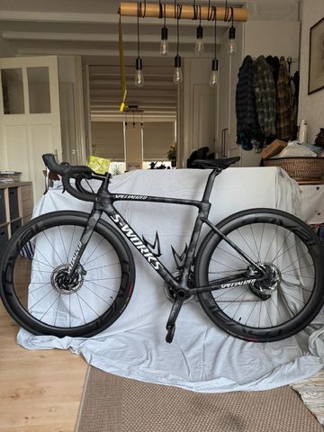 Used Specialized Roubaix SRAM Force eTap AXS 2019 Road & Gravel, Black — image 2 of 39