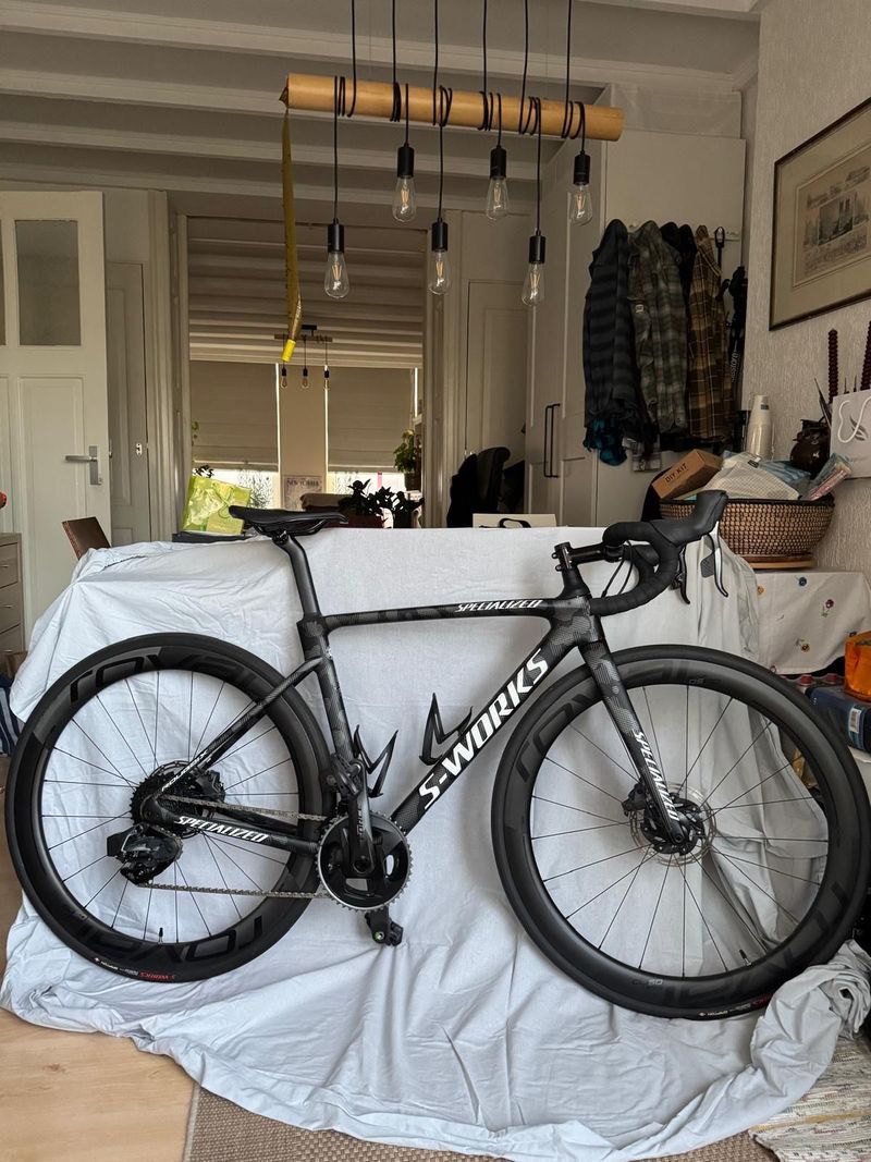 Used Specialized Roubaix SRAM Force eTap AXS 2019 Road & Gravel