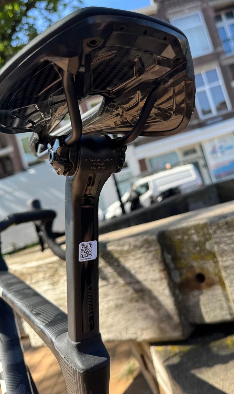Použité Specialized Roubaix SRAM Force eTap AXS 2019 Road & Gravel — obrázek 19 z 33