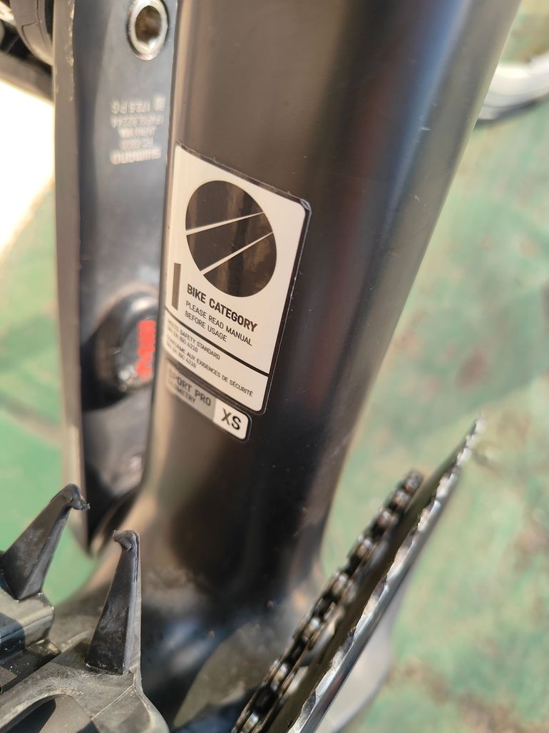 Used Canyon Ultimate Shimano Ultegra 2017 Road & Gravel, Black — image 3 of 4