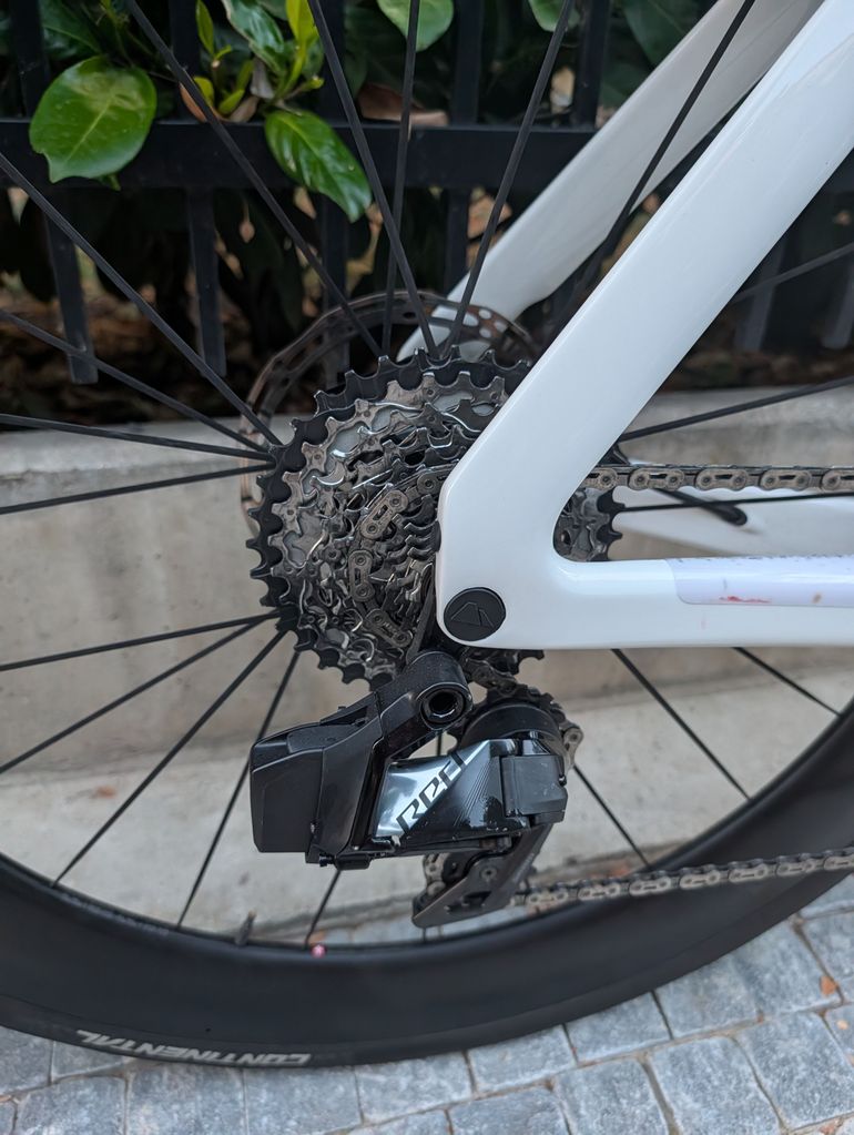 Brugt Aeroad Canyon AEROAD - Custom Build 2025 Road & Gravel — billede 3 af 4