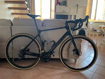 Bianchi Infinito XE - 105 2022 2022 Road & Gravel de segunda mano