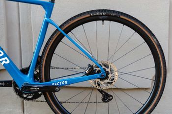 Tweedehands Factor LS Shimano GRX Di2 2022 Road & Gravel — afbeelding 11 van 12
