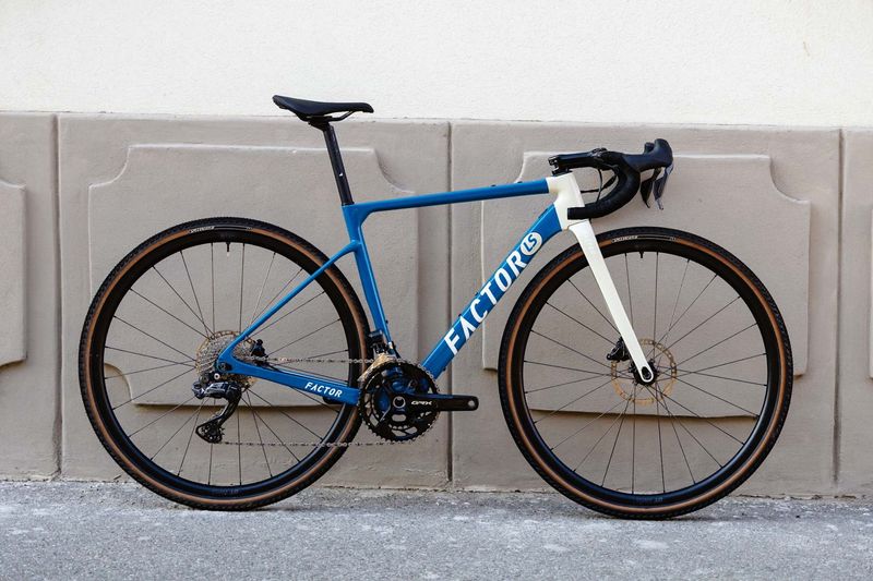 Factor LS Shimano GRX Di2 2022 Road & Gravel usato