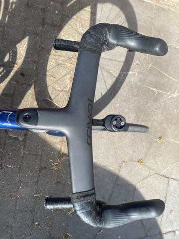 Used Specialized S Works Custom Shimano Dura Ace Di2 2025 Road & Gravel, Blue — image 4 of 9