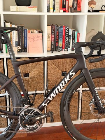 Used Specialized S Works Custom SRAM Red eTap AXS 2023 Road & Gravel, Black — image 4 of 18