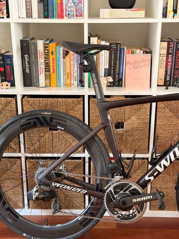 Used Specialized S Works Custom SRAM Red eTap AXS 2023 Road & Gravel, Black — image 3 of 18