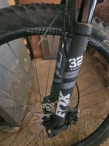 Używany Lee Cougan Crossfire 428 Team Eagle 2023 2023 Mountainbike — zdjęcie 9 z 10