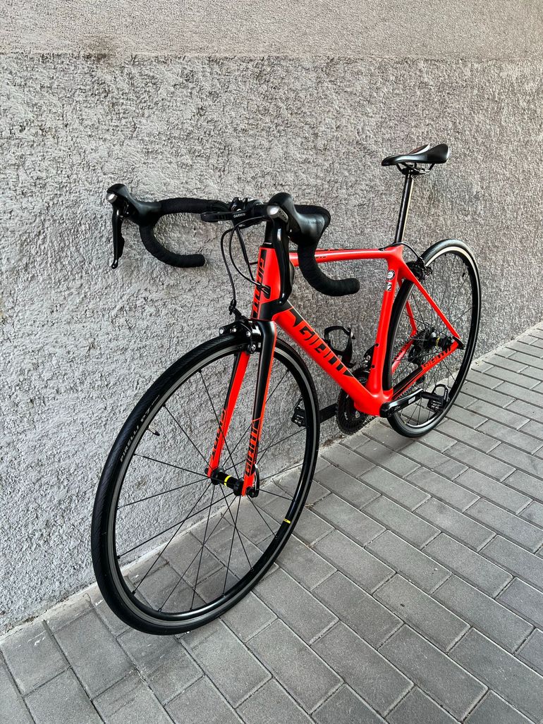 Used Giant Tcr advanced Shimano 105 2019 Road & Gravel, Red — image 2 of 19